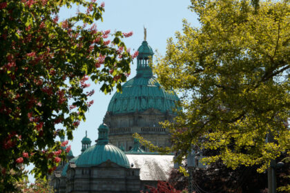 bc-strike-escalates-to-include-about-26,000-public-service-workers,-professionals