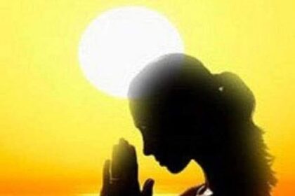 release-the-old-patterns-to-embody-the-wealthy-healthy-whole-new-version-of-you