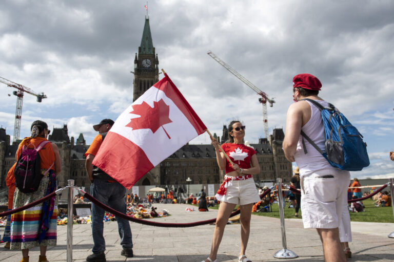 canadian-english-supporters-urge-carney-to-abandon-federal-shift-to-british-spelling