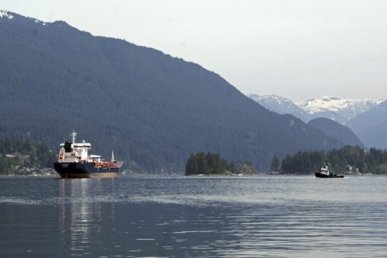 majority-of-canadians,-including-bc-residents,-support-alberta-bc-pipeline:-survey