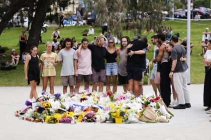 toronto-rabbi-whose-relative-was-injured-and-colleague-killed-in-bondi-attack-warns-of-internal-threats