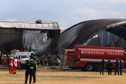 small-plane-crashes-in-central-mexico,-killing-at-least-7-people,-official-says