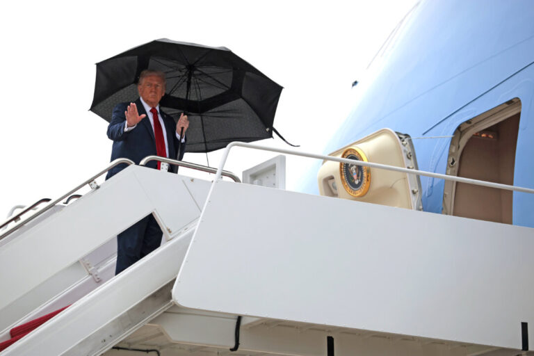 trump-en-route-to-middle-east-as-israel-awaits-release-of-hostages
