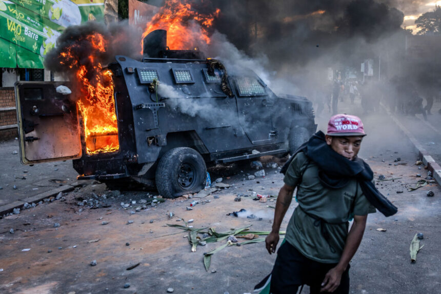 president-of-madagascar-flees-amid-coup-threat