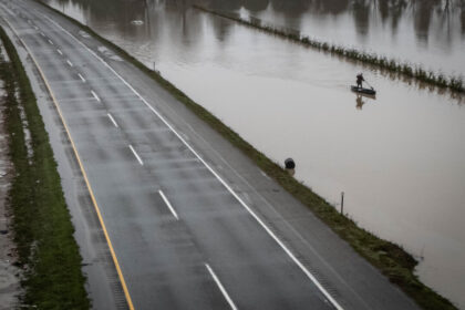 flooding-prompts-bc-premier-to-urge-federal-aid-for-provincial-infrastructure