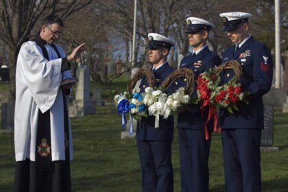 chaplain-prayer-ban-during-ceremonies:-canadian-military-preparing-new-policy