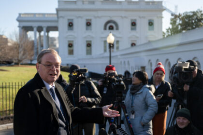 white-house-economist-predicts-‘biggest-refund-cycle-ever’-during-2026-tax-season