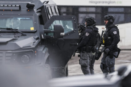 suspect-arrested-following-shooting-of-police-officer-in-welland,-ont.,-after-two-day-standoff