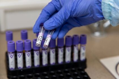 a-blood-smuggling-scandal-reveals-china’s-genetic-security-anxiety