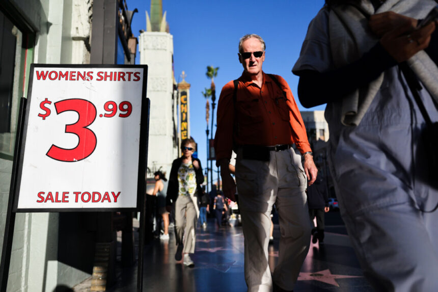 us-firms-reluctant-to-pass-tariff-costs-to-consumers:-beige-book