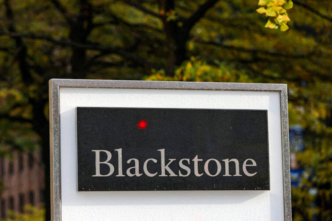 blackstone-launches-unit-to-bring-private-market-investments-to-401(k)-plans