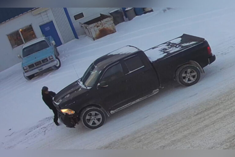 edmonton-police-looking-for-dodge-ram-after-multi-vehicle-hit-and-run-leaves-5-injured