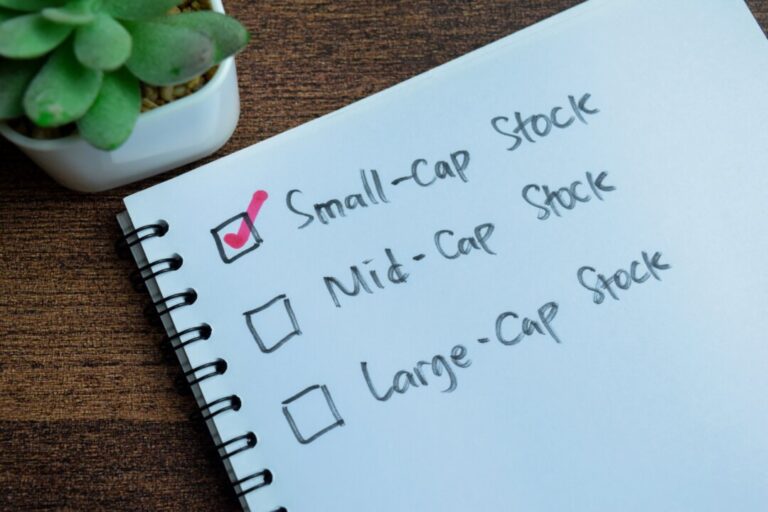 sizing-up-the-markets:-how-to-invest-across-market-capitalizations