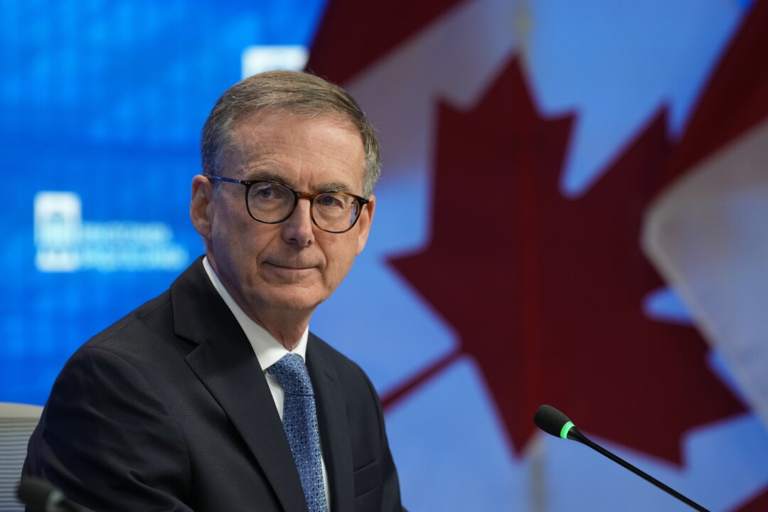 bank-of-canada-will-be-‘humble’-as-it-returns-to-economic-forecasts:-macklem