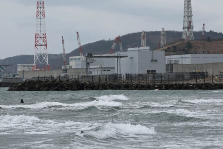 japan-to-resume-operations-at-world’s-largest-nuclear-plant-15-years-after-fukushima-disaster