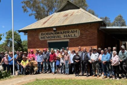 farmer-warns-of-fire-and-insurance-costs-as-$750-million-solar-farm-moves-next-door