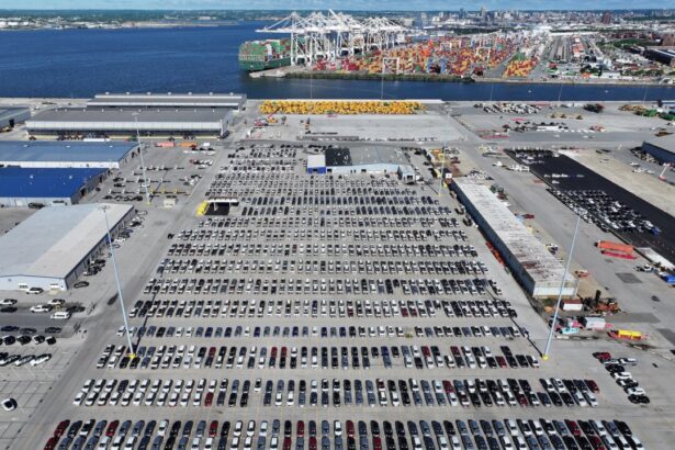 automakers-face-$10-billion-tariff-bill-on-canadian,-mexican-imports-so-far-this-year