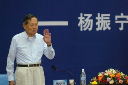 chinese-nobel-prize-winning-physicist-yang-chen-ning-dies-at-103