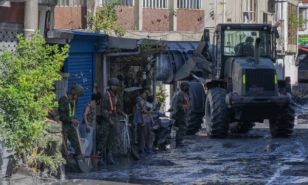 after-typhoon-ragasa,-taiwan’s-disaster-response-becomes-fuel-for-partisan-divide