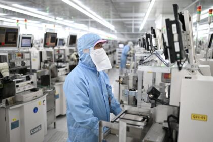 us-to-impose-china-chip-tariffs-in-2027