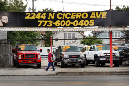 upside-down-auto-loans-climb-to-record-average-of-$6,905:-report