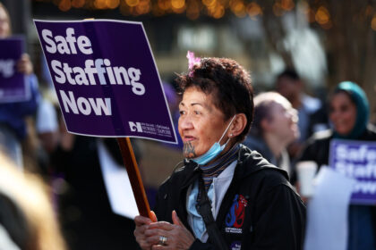 up-to-100,000-to-walk-off-the-job:-new-zealand-prepares-for-‘mega-strike’