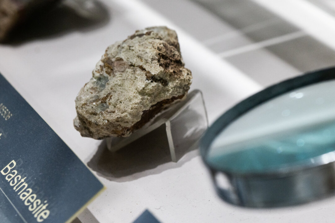 china’s-rare-earth-curbs-threaten-europe’s-defense,-economy:-experts