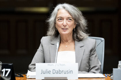 ottawa-drops-plan-to-ban-single-use-plastic-exports