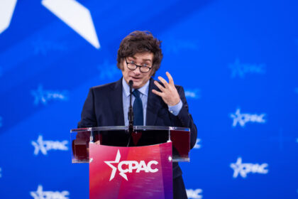 argentina’s-bonds-and-peso-strengthen-ahead-of-key-midterm-elections