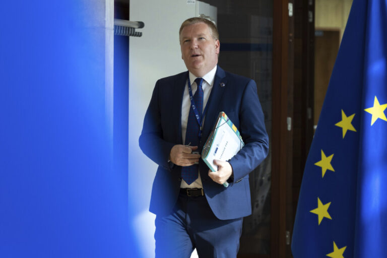 eu-won’t-‘lecture’-canada-as-it-pushes-ahead-with-tech,-ai-regulation:-commissioner