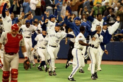 ‘they-got-this’:-blue-jays-fans-recall-1993-world-series-win,-look-forward-to-reliving-the-celebration