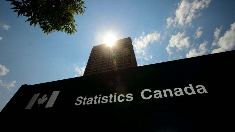 statistics-canada-to-delay-publishing-trade-data-amid-us-government-shutdown