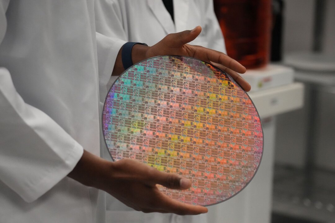 applied-materials-to-cut-1,400-jobs-worldwide-amid-automation-push