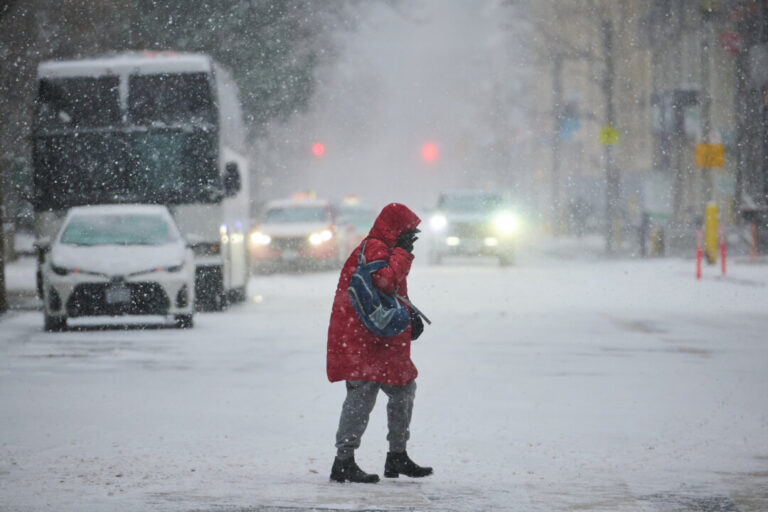 winter-storms-set-to-continue-hammering-parts-of-ontario,-quebec