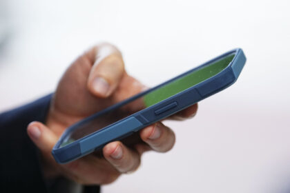 haircut,-hornet-and-luggage-woes-triggered-bc’s-most-unusual-911-calls-in-2025