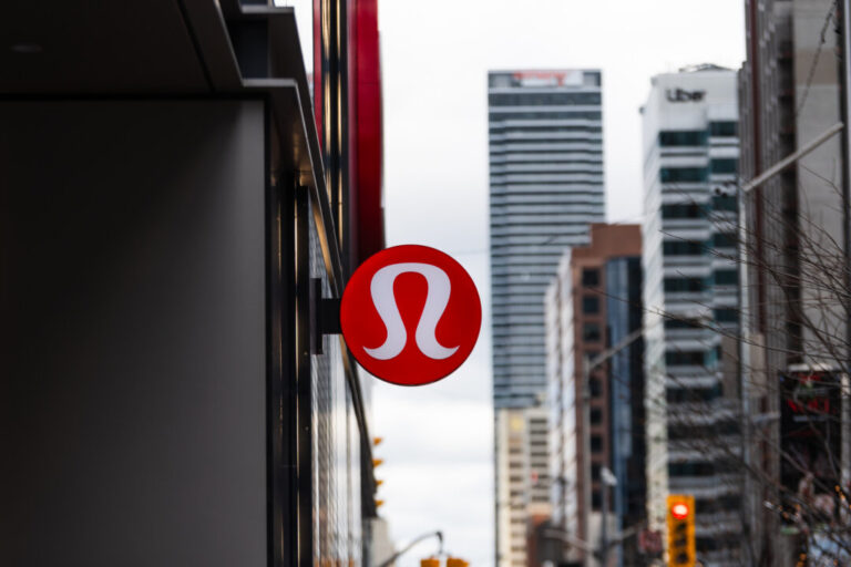 founder-chip-wilson-seeks-leadership-shake-up-on-lululemon-board