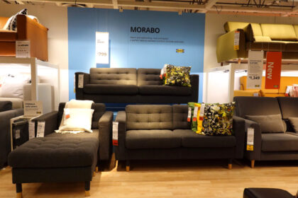 trump-delays-tariff-hike-on-furniture,-cabinets-by-1-year