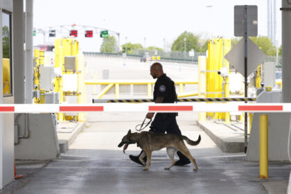 canadians-to-be-photographed-when-entering-or-leaving-us-under-new-rules