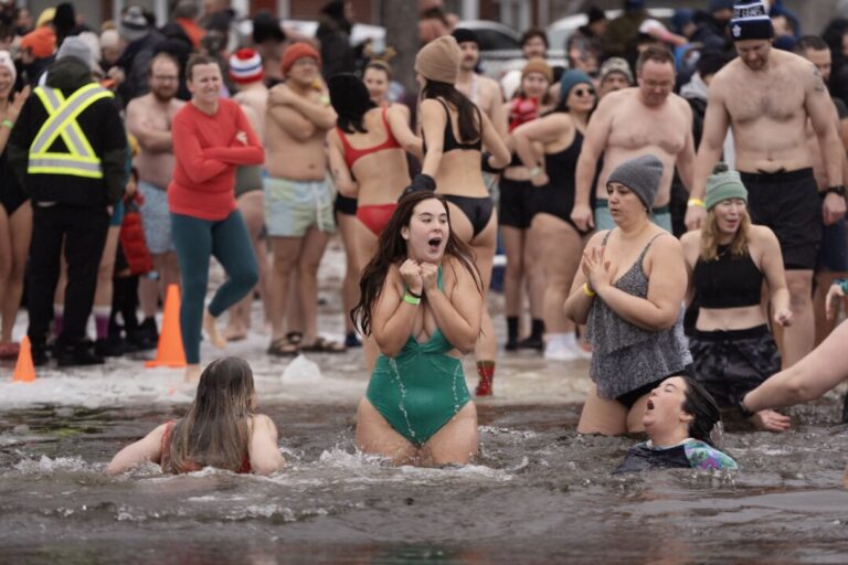 many-mark-the-new-year-with-‘exhilarating’-polar-dip-in-icy-water