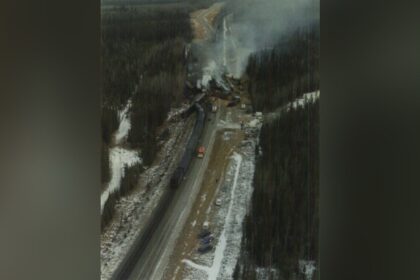 tangled-cars-and-billowing-smoke:-remembering-hinton-rail-disaster-40-years-later
