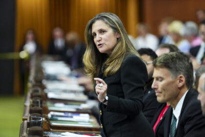 freeland-to-resign-as-ottawa’s-ukraine-envoy,-mp-after-being-named-zelenskyy-adviser