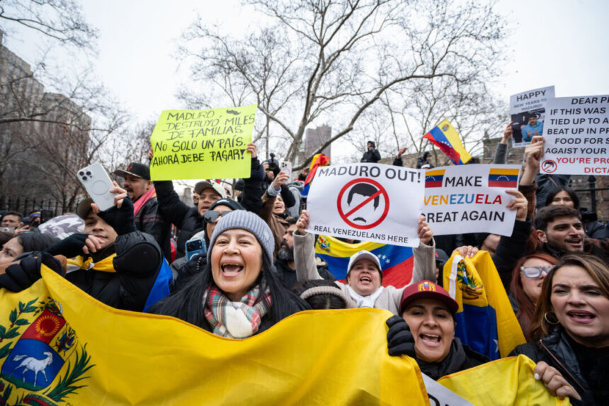venezuelans-in-ny-celebrate-maduro’s-ouster-as-he-appears-in-us-court