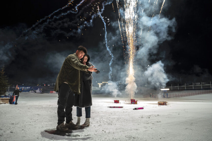 ccp-cancels-new-year-events-in-many-cities,-fearing-mass-protests:-analysts