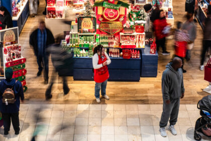 us-service-sector-activity-accelerates-to-12-month-high-in-december:-ism