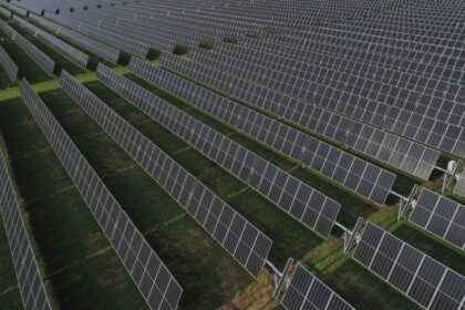 rising-electricity-costs-emerge-as-key-campaign-issues-in-new-jersey,-virginia-races