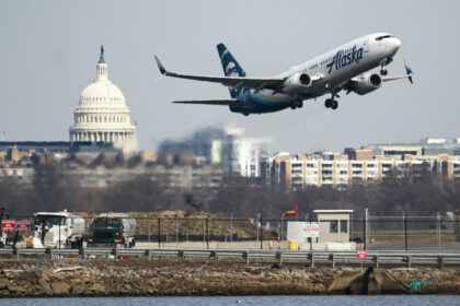 alaska-airlines-orders-110-boeing-jets-in-major-expansion