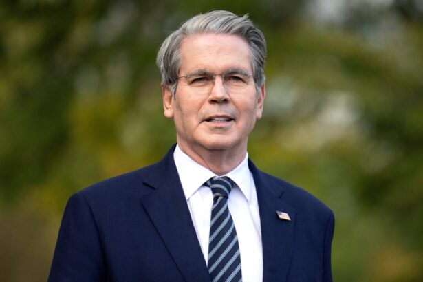 bessent-suggests-us-already-in-housing-recession,-calls-for-lower-interest-rates