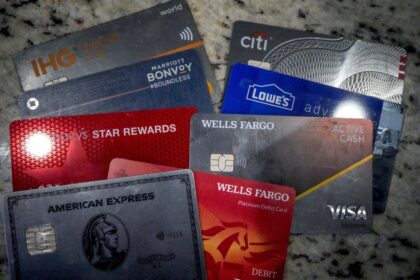 us-consumer-credit-profiles-diverge-as-both-low-and-high-risk-borrowers-rise