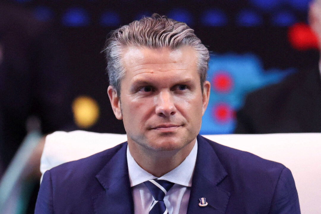 us-defense-secretary-and-south-korean-defense-minister-hold-joint-press-conference