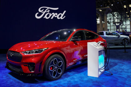 ford,-hyundai,-and-kia-ev-sales-plummet-after-federal-tax-credit-expires